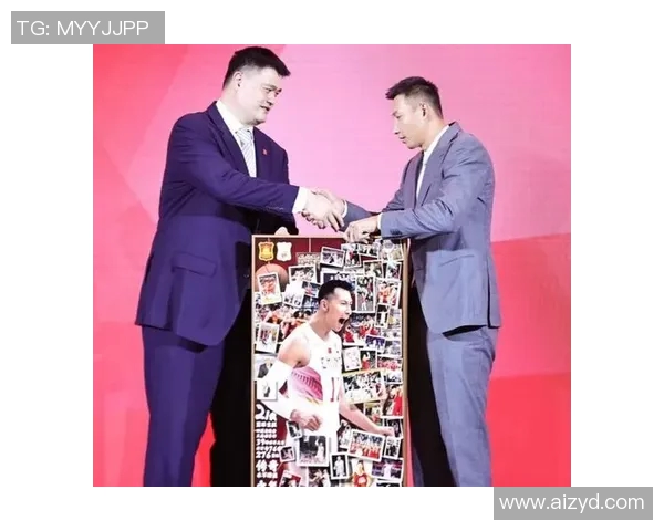 姚明西装墨镜搭配展现独特魅力与风范引领时尚潮流新风尚