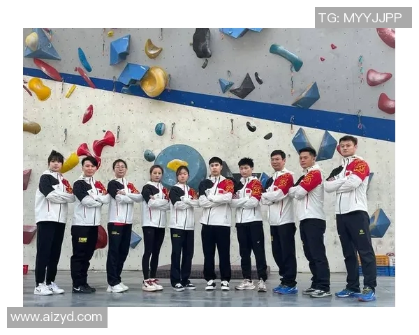 成都攀岩队荣登全国攀岩配合排行榜首位展现强大实力与团队合作精神